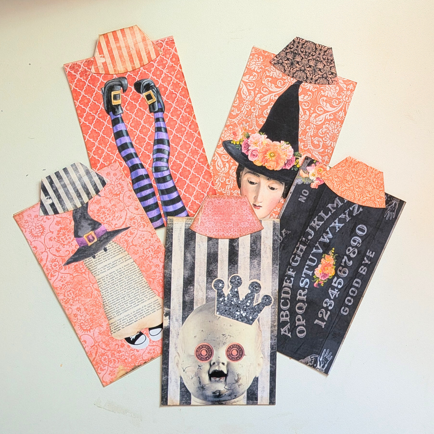 Cute & Spooky Halloween Folio Printable – Halloween Junk Journal Kit – Vintage Ephemera & Tags